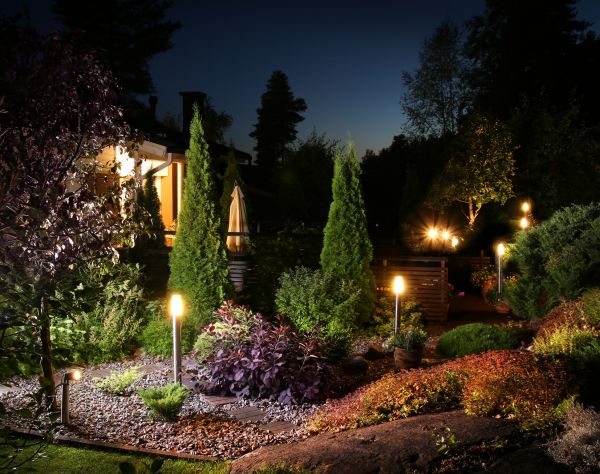 Low Voltage Landscape Lighting